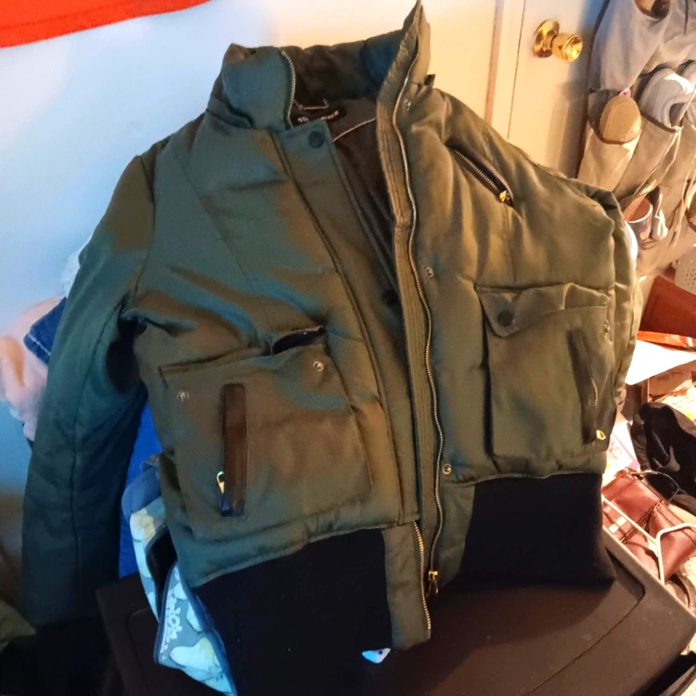 Steve Maddin bomber jacket green and large